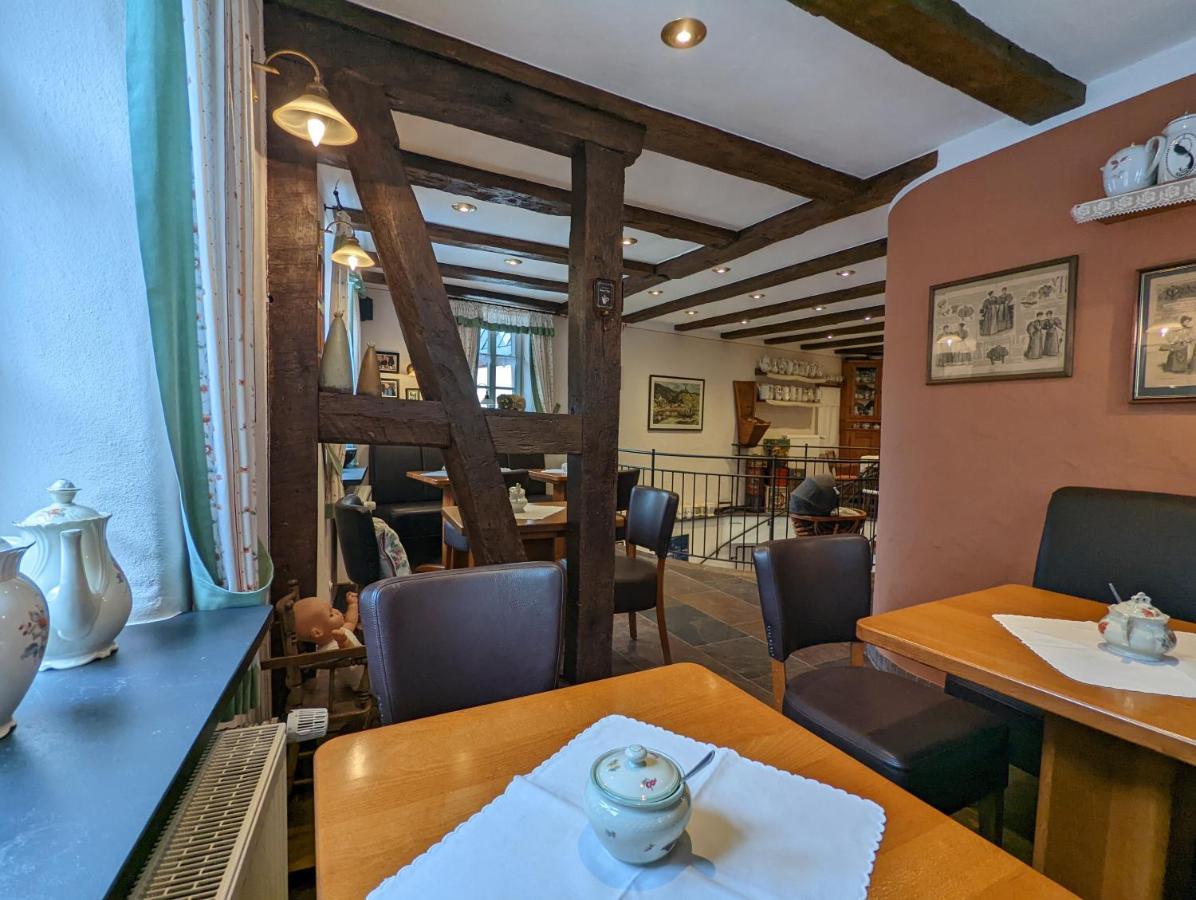 Hotel Klapperburg Beilstein  Ngoại thất bức ảnh